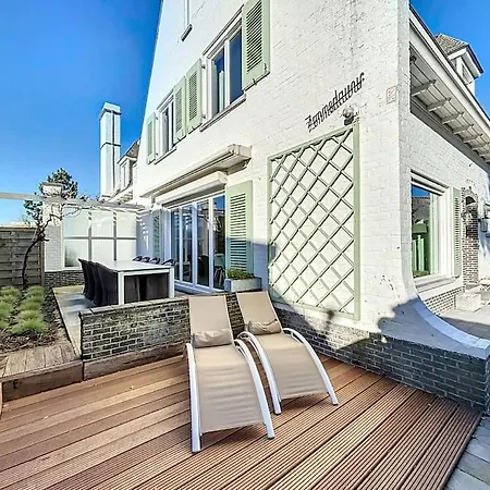 Holiday home Zonnedauw - *